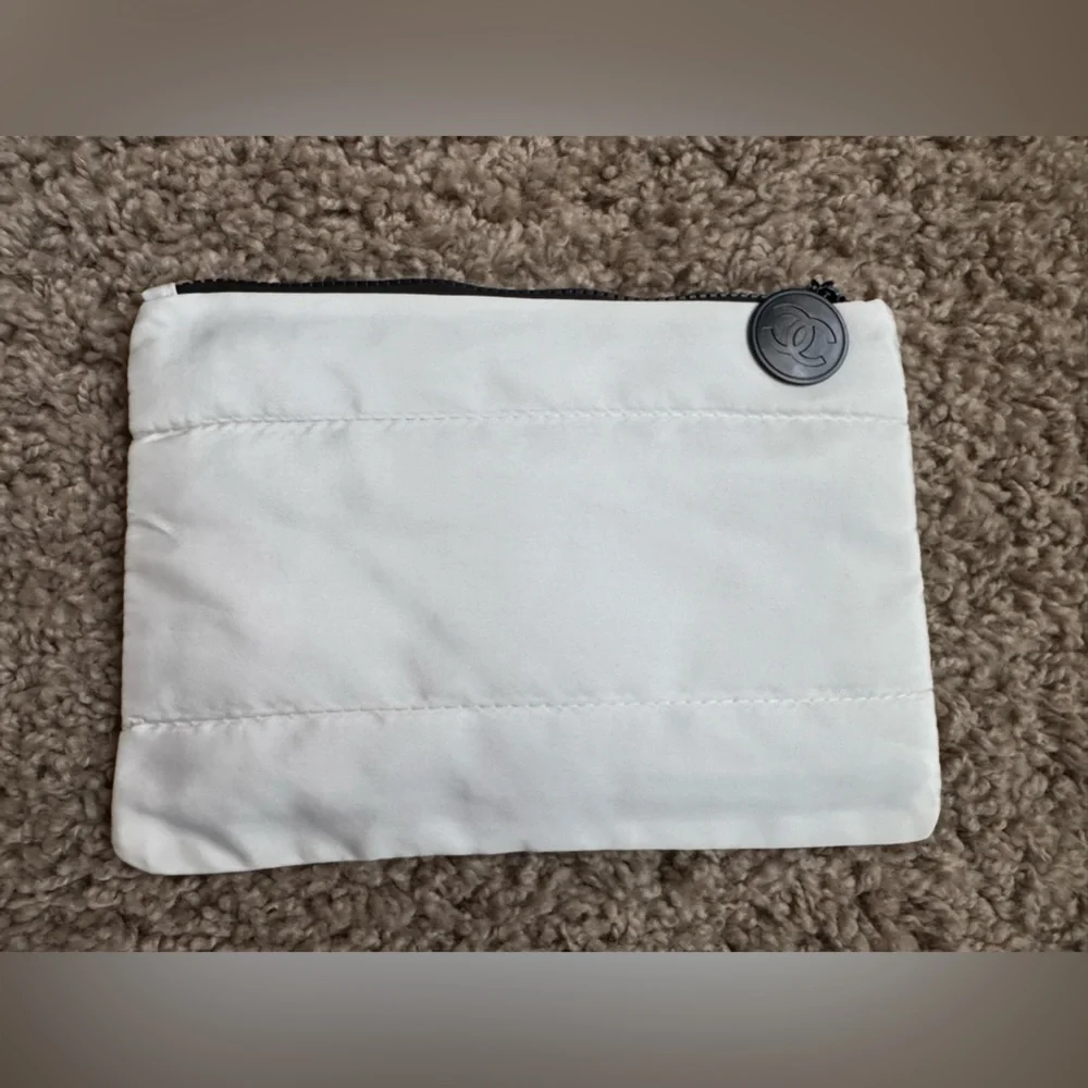 Beauty Make Up Bag/Clutch‎ White & Black CC - New